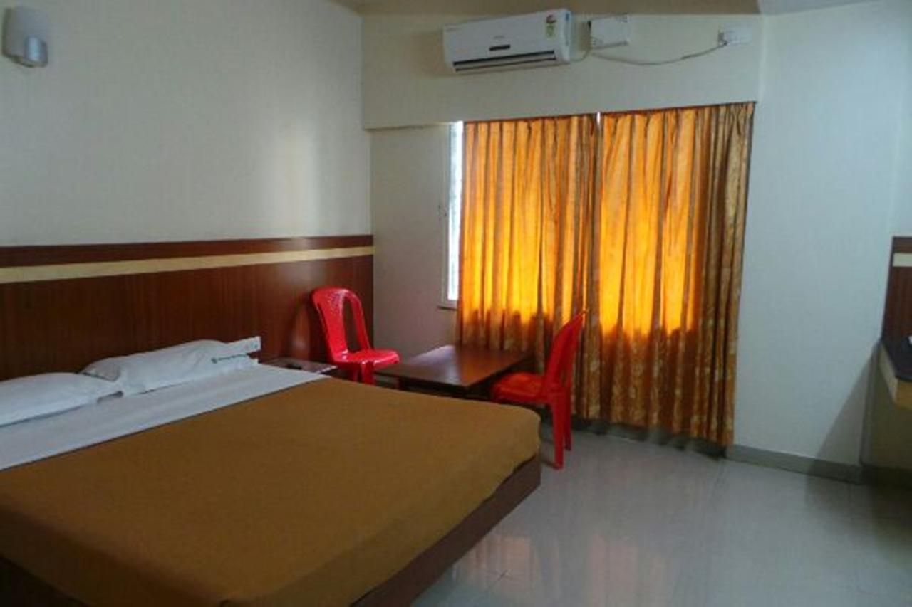 Mlc Gateway Deluxe Inn 班加罗尔 外观 照片