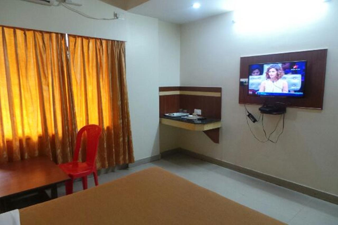 Mlc Gateway Deluxe Inn 班加罗尔 外观 照片