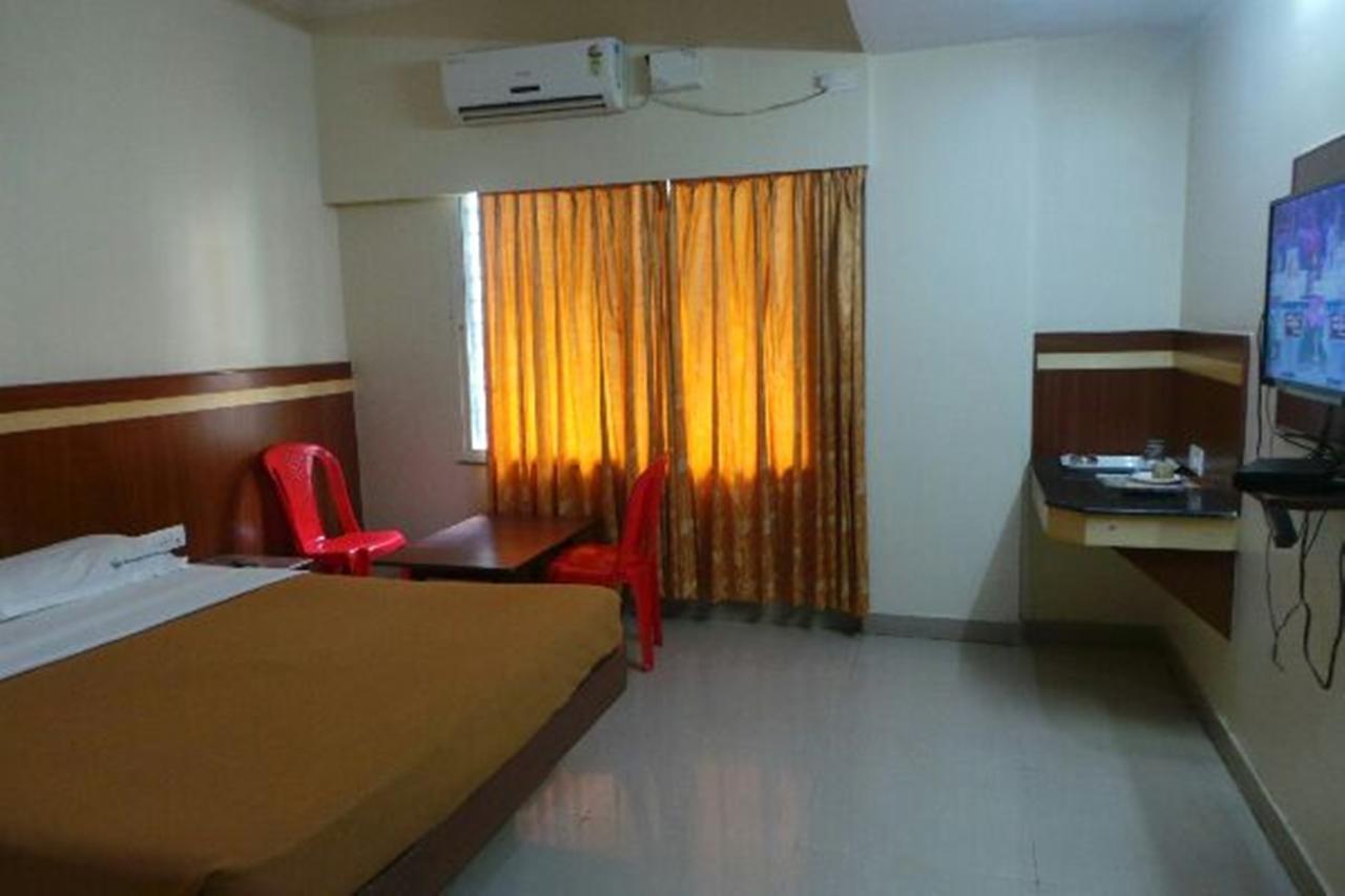 Mlc Gateway Deluxe Inn 班加罗尔 外观 照片